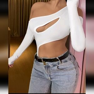 Whit asymetrical bodysuit